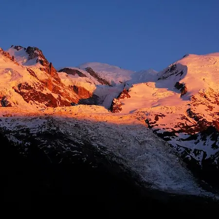 Breverly Hills Overlooking Spectacular Mont-blanc * Chamonix