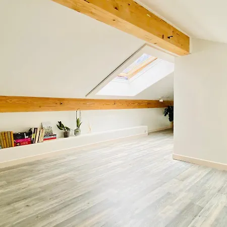 Apartment Breverly Hills Overlooking Spectacular Mont-blanc Chamonix