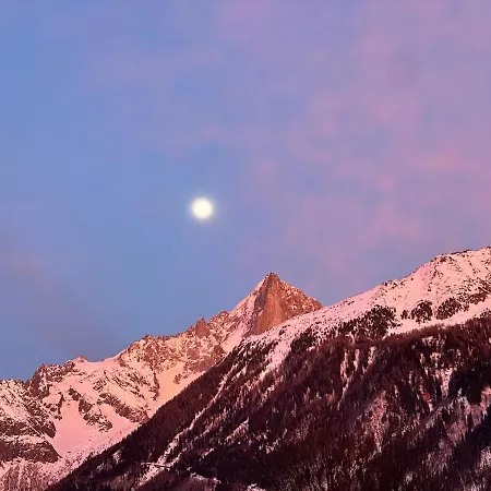 Apartment Breverly Hills Overlooking Spectacular Mont-blanc *